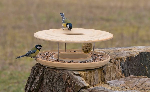 Denk Futterhaus CeraNatur® Vögel füttern und beobachten